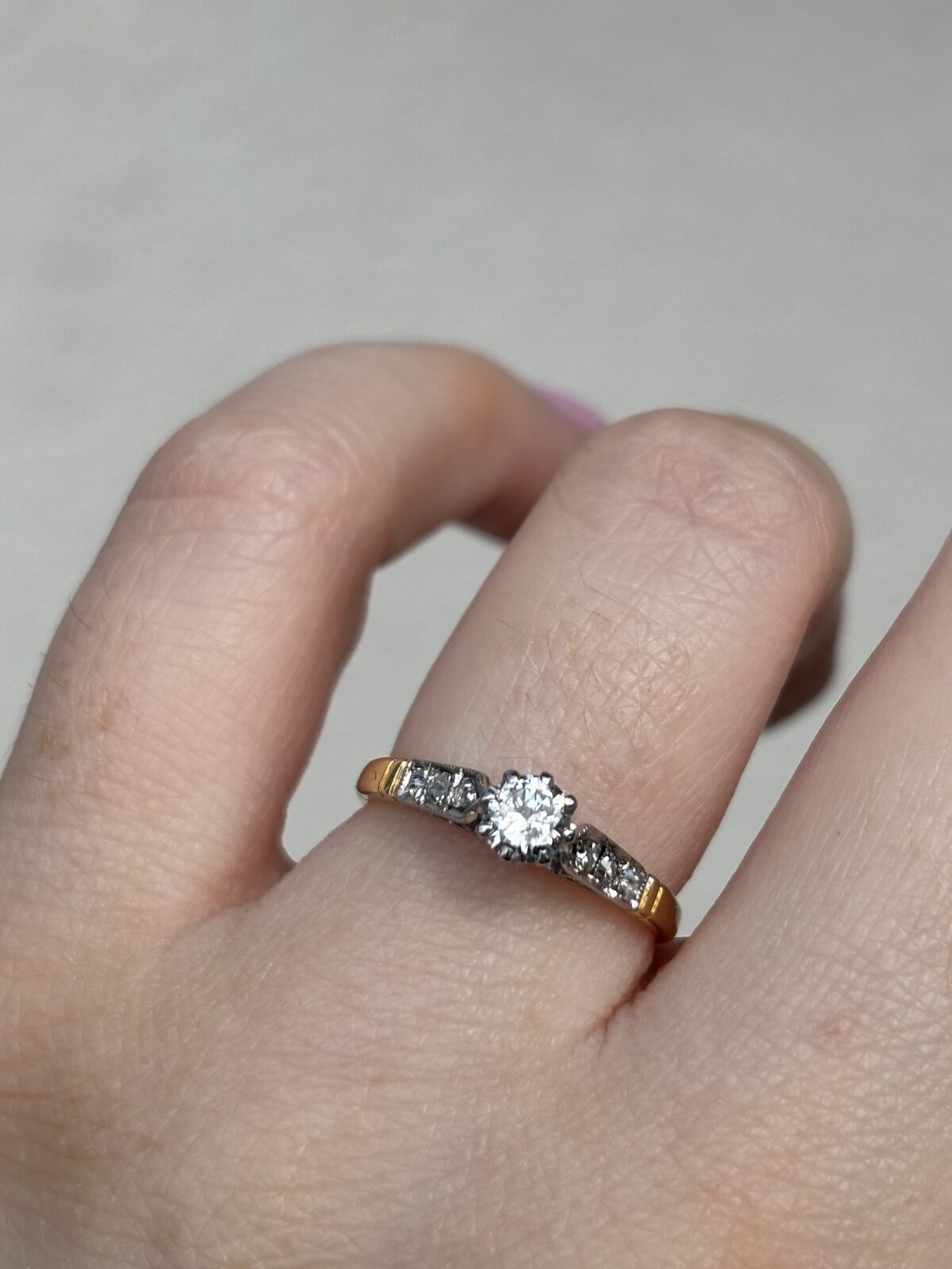 18ct Yellow Gold Diamond Solitaire