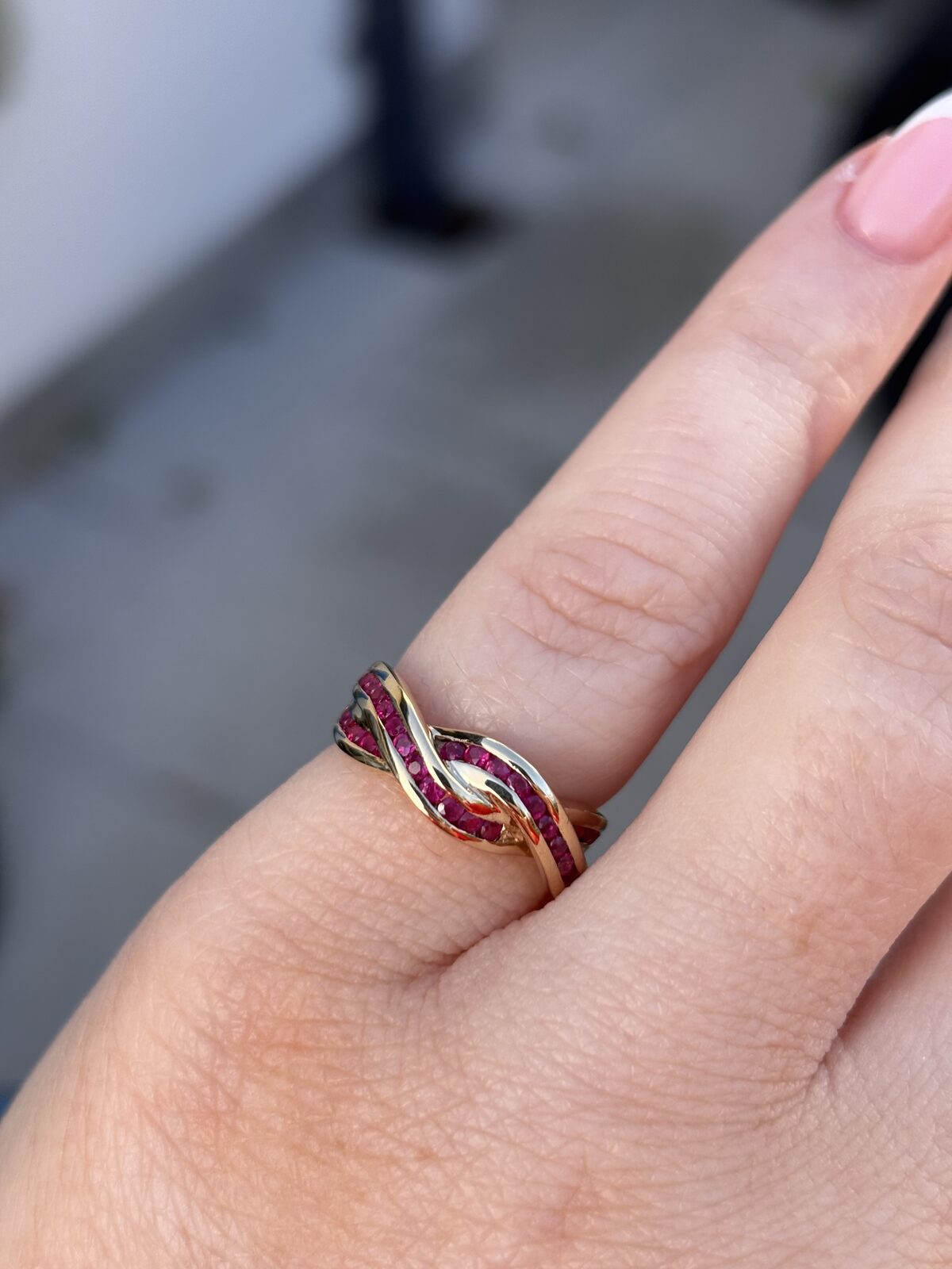 9ct Yellow Gold Ruby Crossover Ring view 4