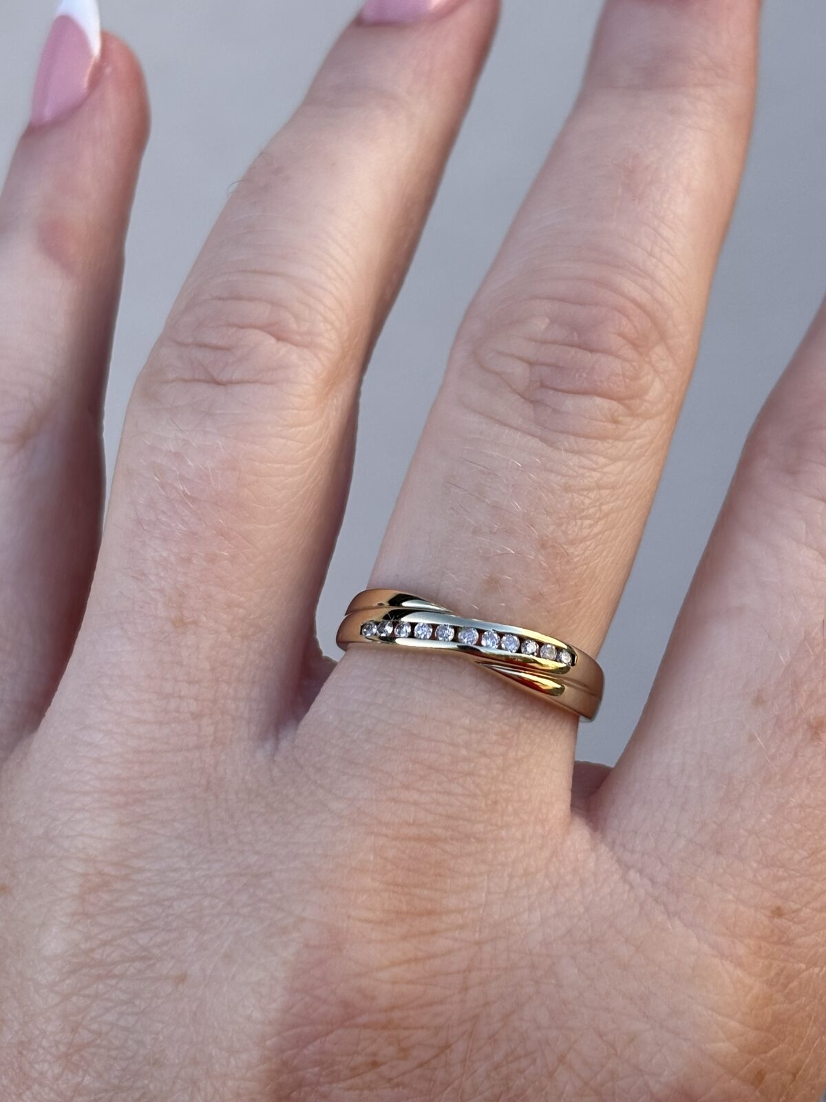 9ct Yellow Gold Diamond Crossover Ring view 3
