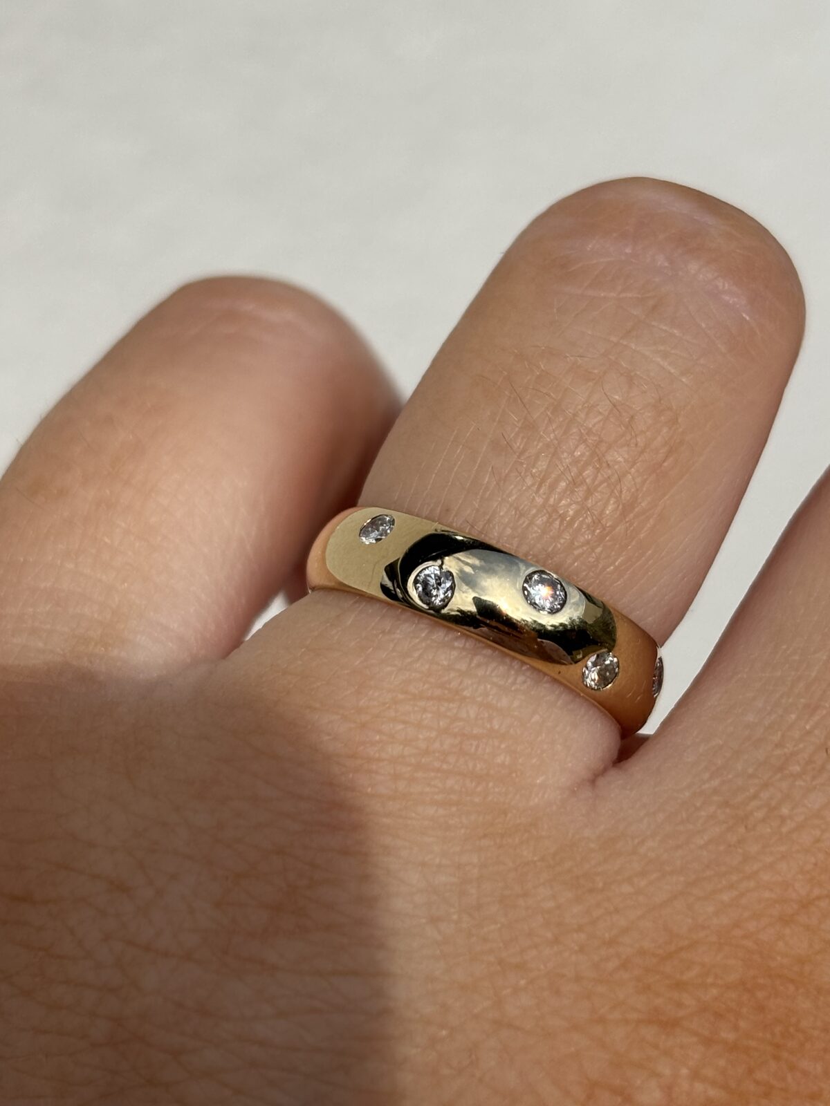 9ct Yellow Gold Diamond Etoile Band view 4