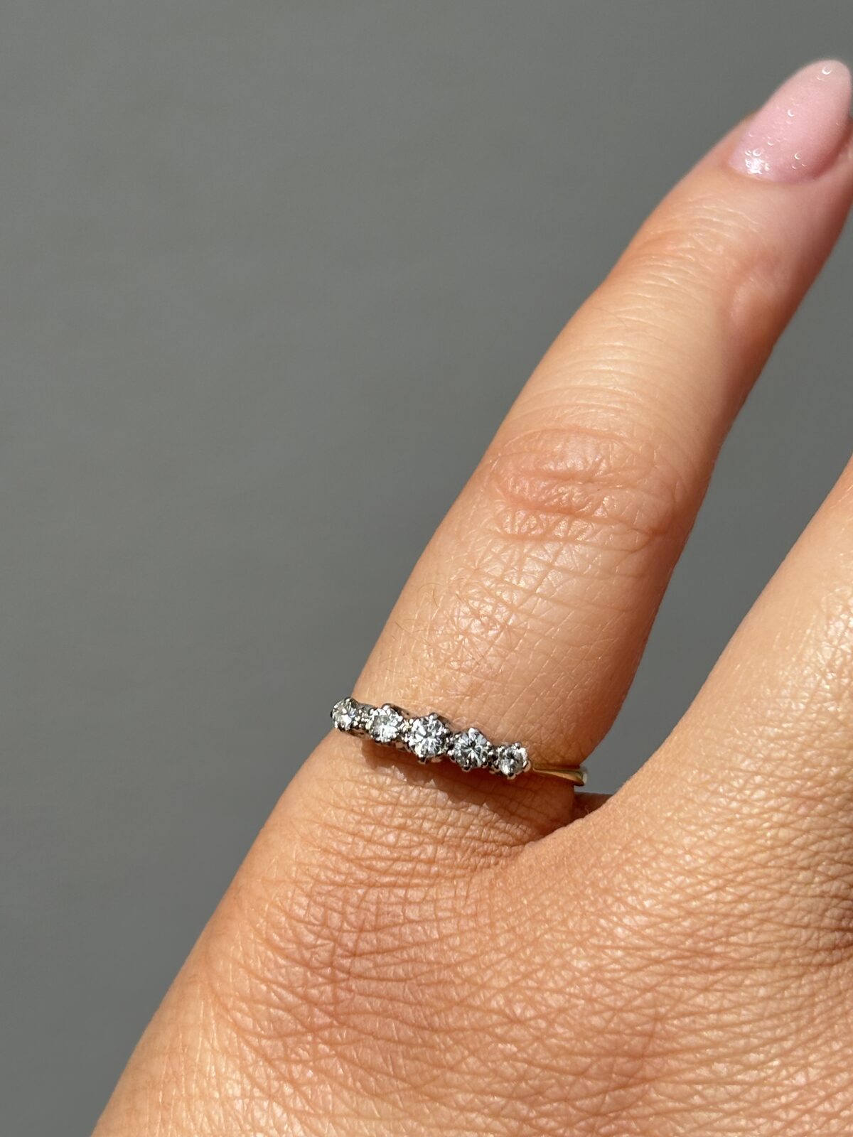 18ct Yellow Gold Diamond Five Stone Ring