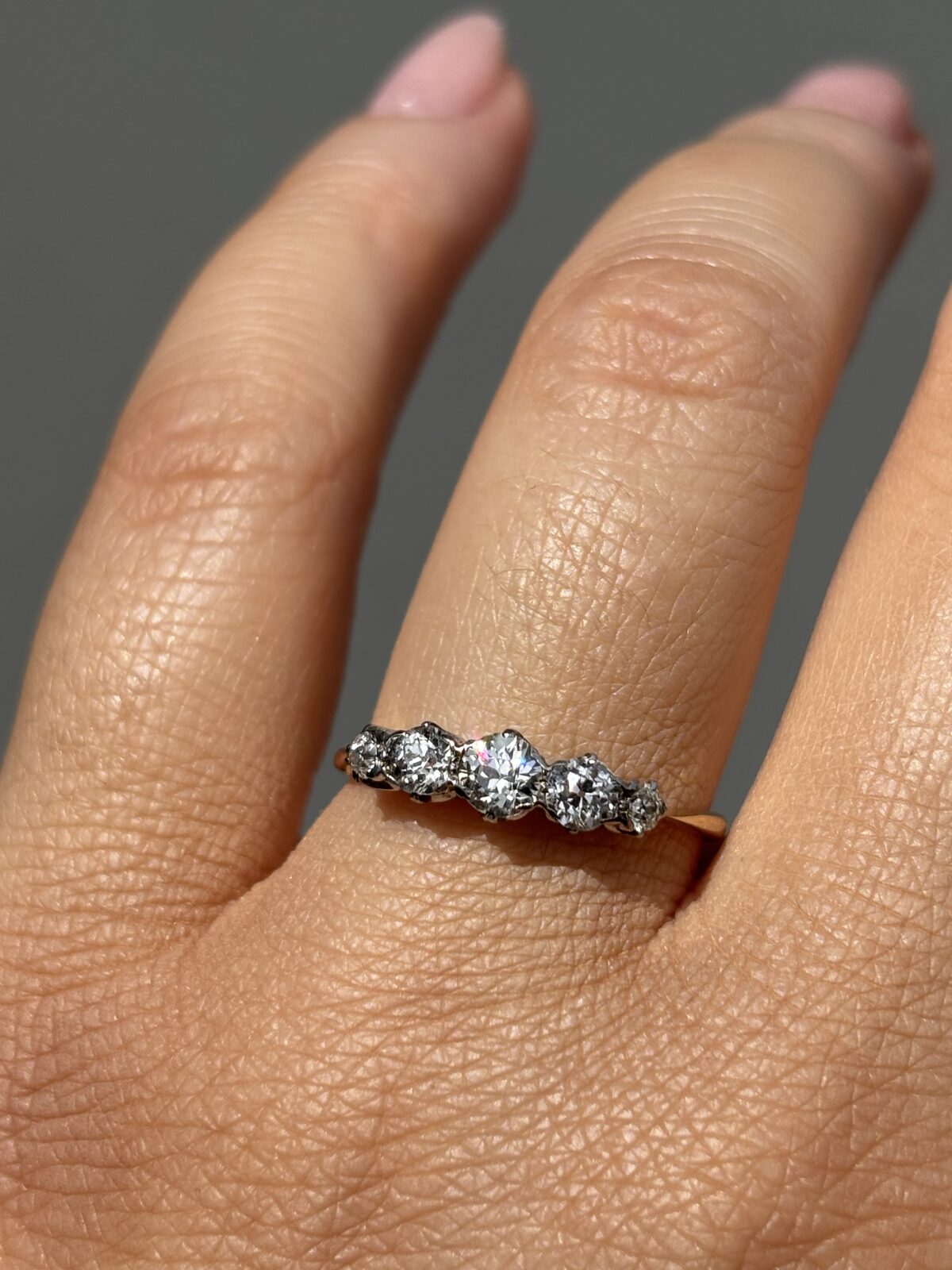 18ct Yellow Gold Diamond Five Stone Ring