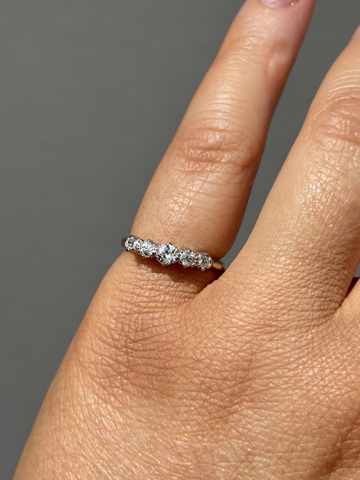 18ct Yellow Gold Diamond Five Stone Ring