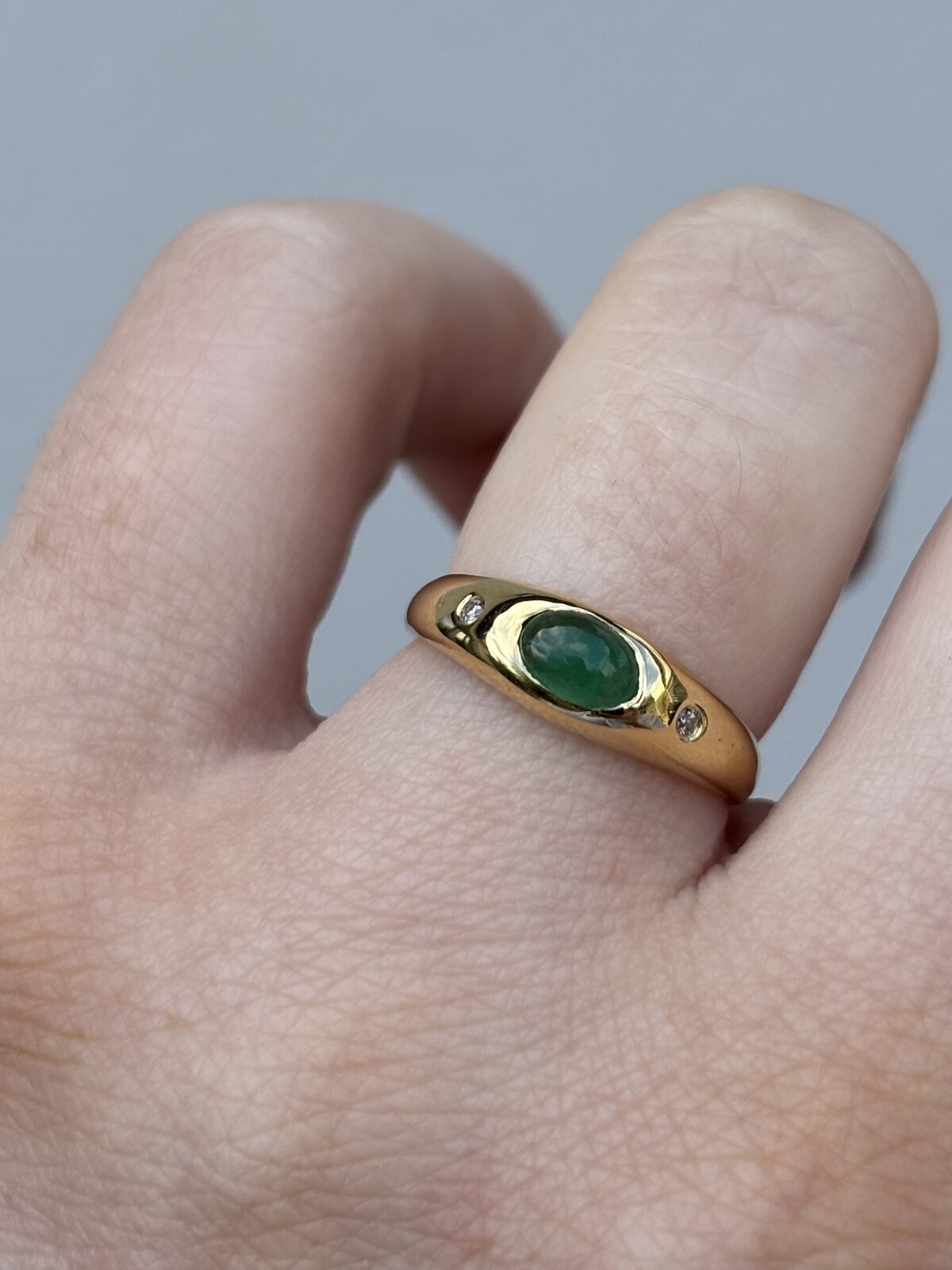 18ct Yellow Gold Emerald and Diamond Band